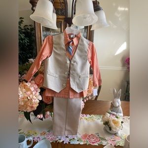 IZOD BOY’S 4 PIECE DRESS OUTFIT NWT
